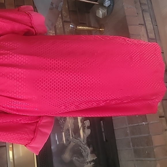Victorias Secret red robe terry cloth inner lining satin look outer shell size M - Picture 8 of 16